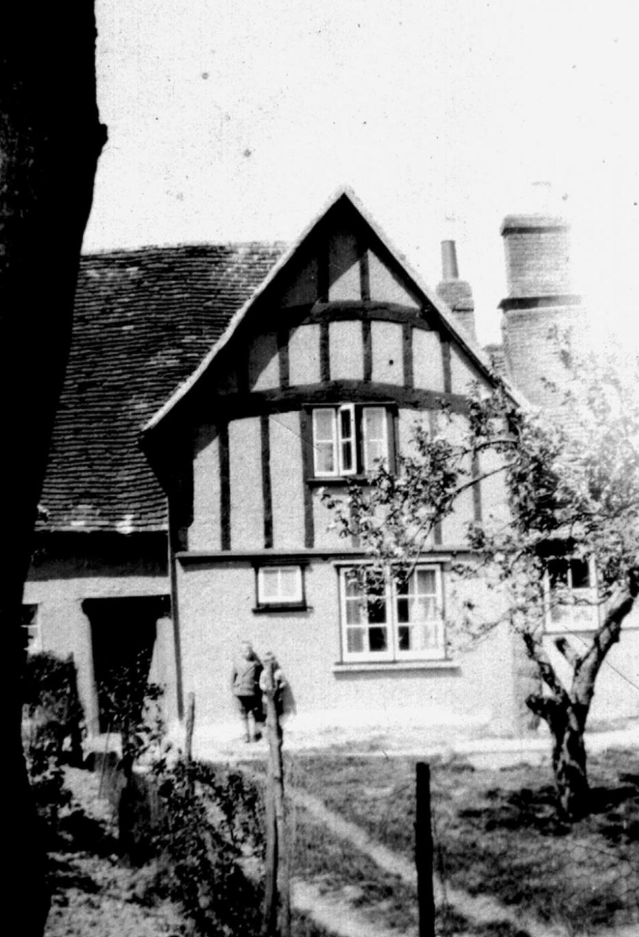 28 Shillington Rd