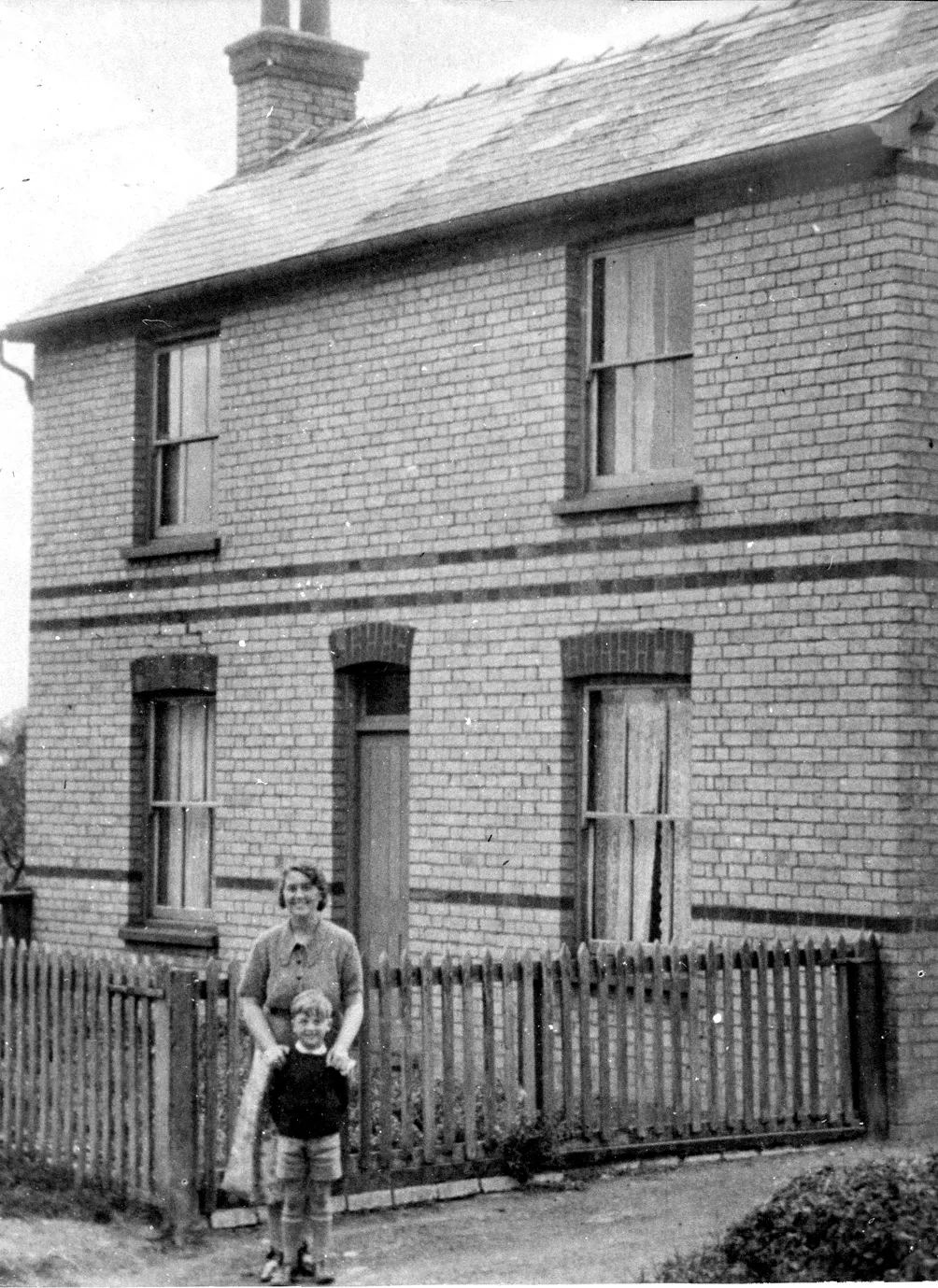 Walkers bakery Holwell Rd, where Bertie Bob the midnight baker lived.