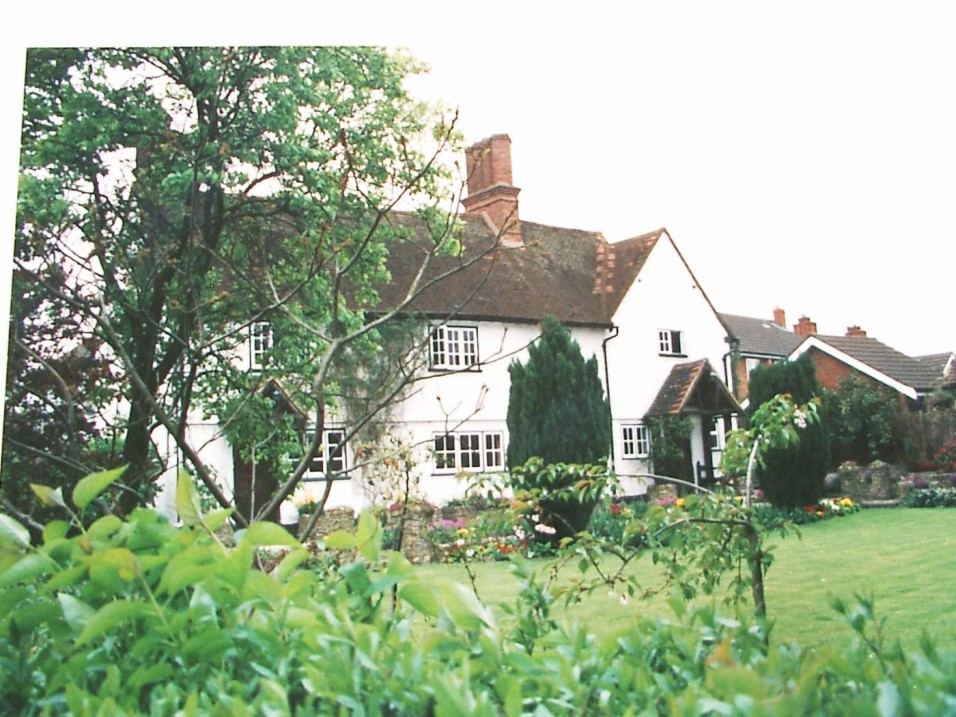 2 Crabtree Lane Pirton Local History Group